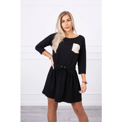 Čierne šaty s flitrovým vreckom