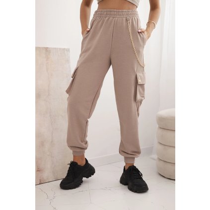 Dámske bavlnené cargo nohavice s vreckami a reťazou béžové