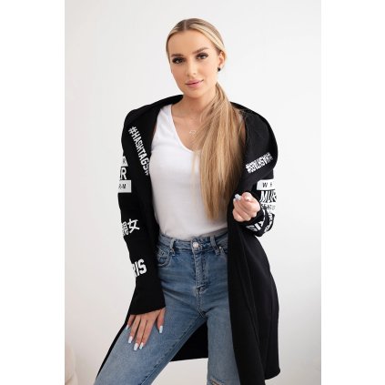 Čierny prehoz s nápismi