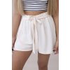 Biele šortky s viazaním v páse