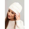 Dámska zimná vlnená čiapka s ozdobným pletením K429 biela