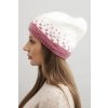 Dámska zimná vlnená čiapka s geometrickým vzorom K477 biela + tmavoružová