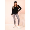 Dámsky viskózový sveter s dlhým rukávom a okrúhlym výstrihom čierny