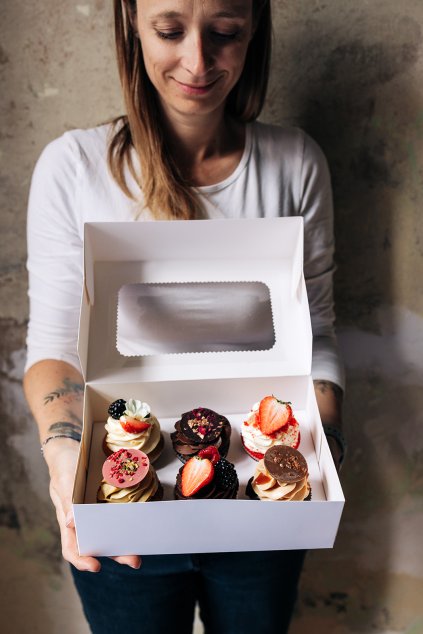 2024Cerven LelisCupcakes 165 websize