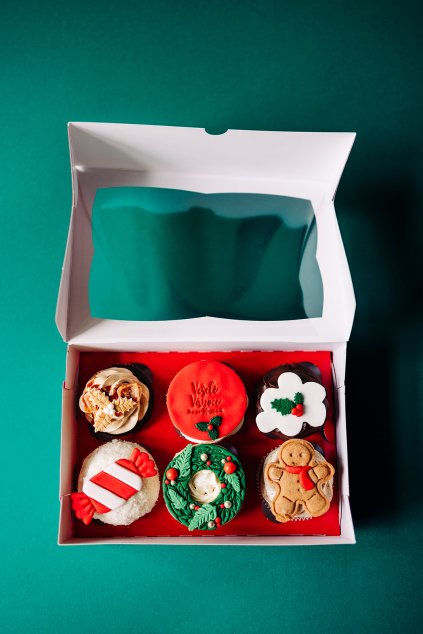 Vánoční cupcakes - 6ks (v krabičce)
