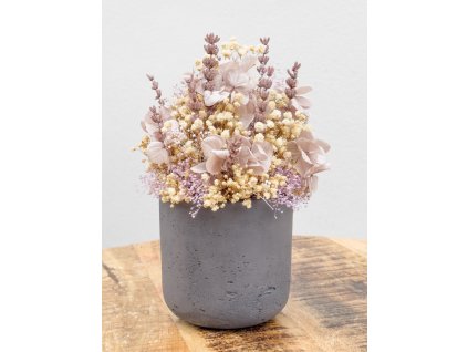 jemný aranžmán zo stabilizovaných kvetov hortenzie