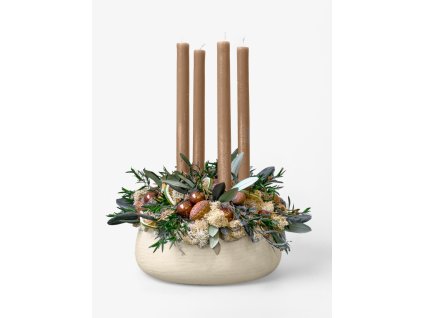 adventný veniec Cinnamon so škoricovými hnedými sviečkami