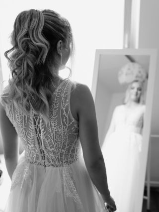 Moje nádherná nevěsta ve svůj svatební den. 💍🥹 Novomanželům přeji do společného života spoustu lásky, štěstí a radosti. ✨...
