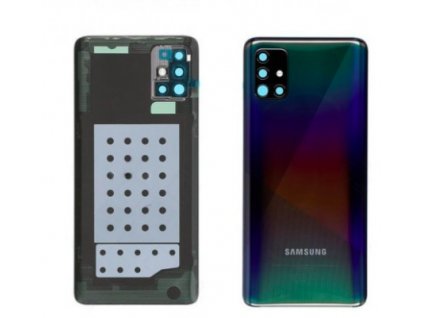 Detailní pohled na černý zadní kryt Prism Crush Black pro Samsung Galaxy A51 (SM-A515F) s viditelnými otvory pro fotoaparát.