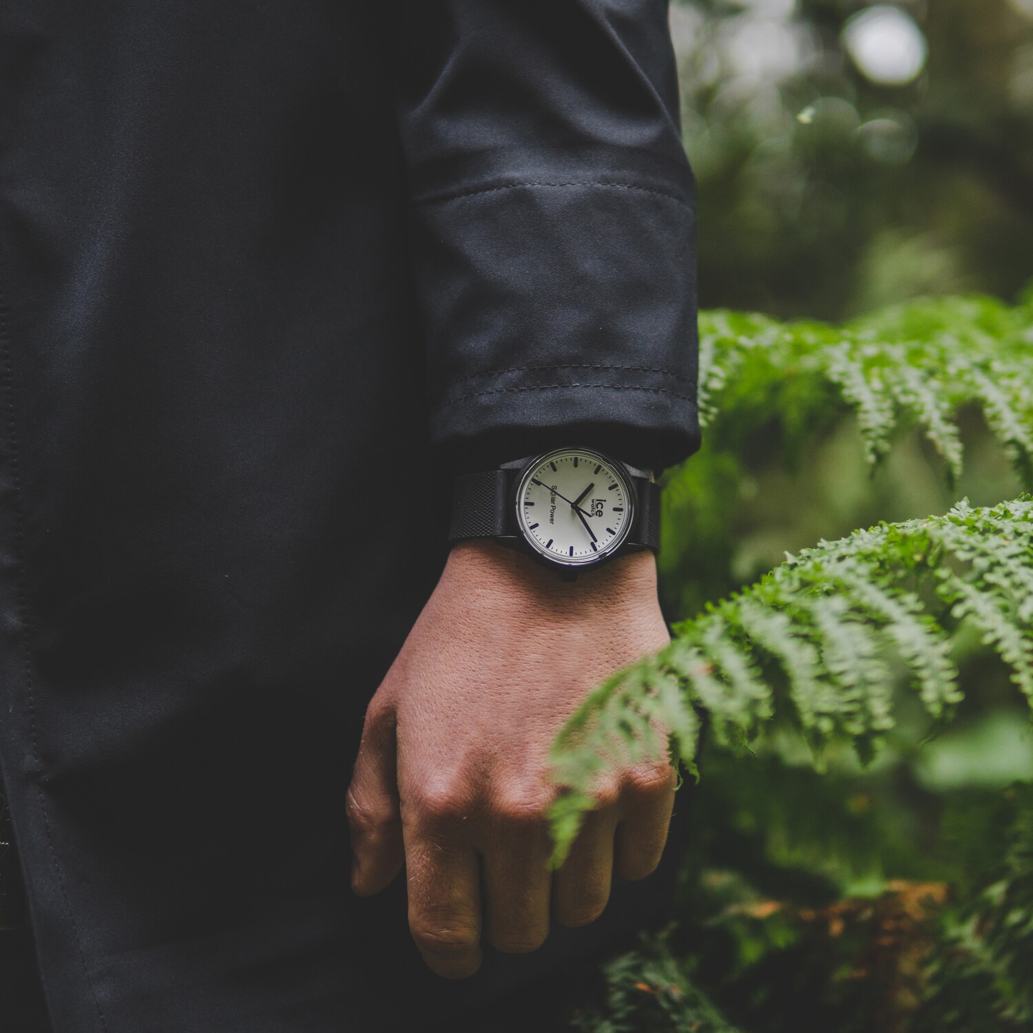 Water resistance of the watch: What does it mean and how does it work?