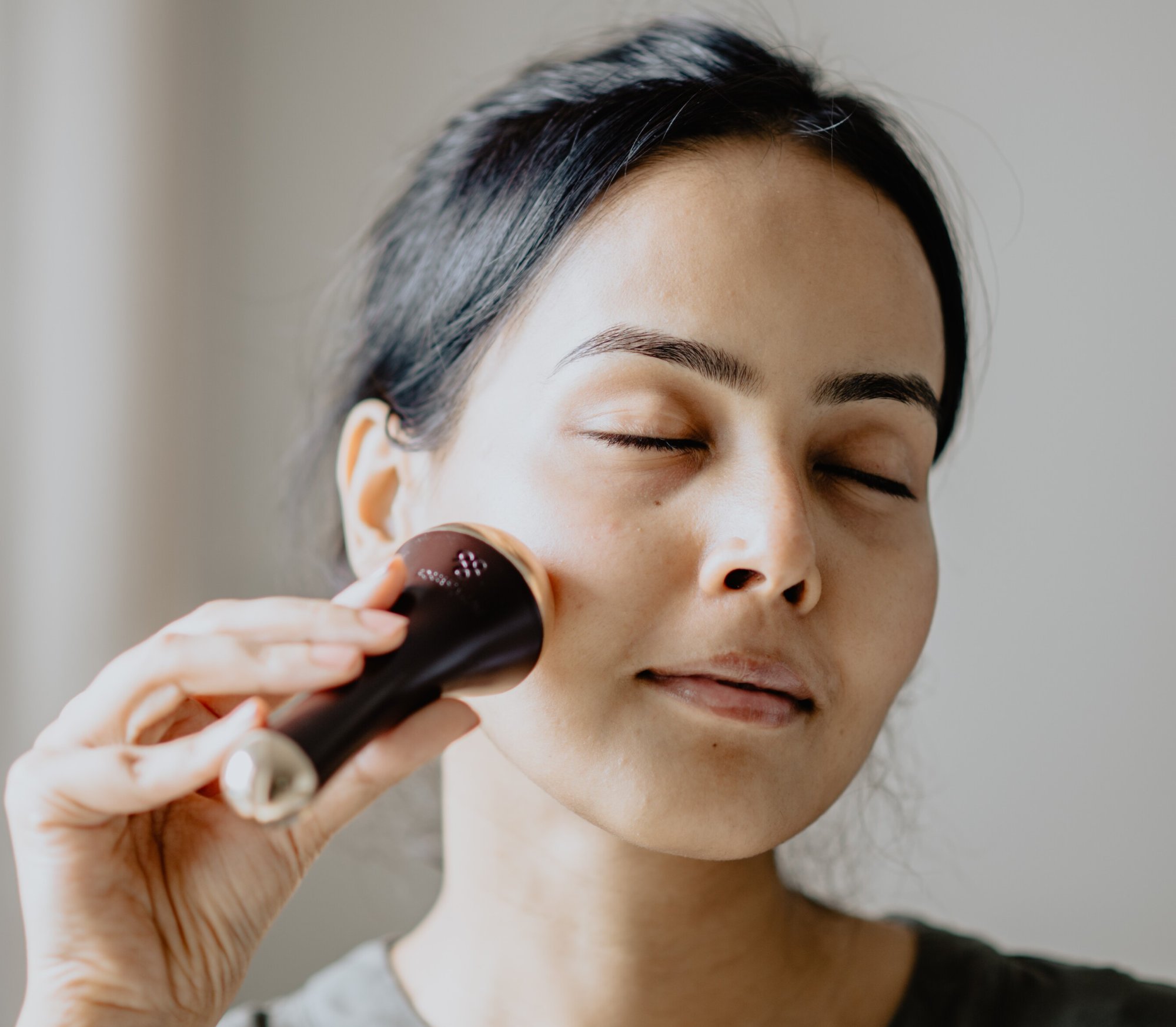 How to use the Kansa Wand: tips for ajurvedic massage