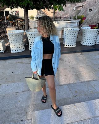 Pro více info napiš do DM #denim #musthave #lencofashion