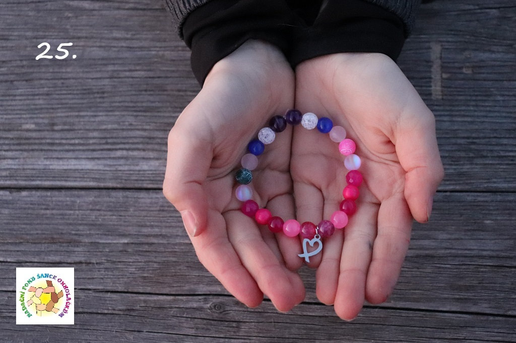 Kdo nosí náramky z Fílovo kolekce pro Onkoláčky?