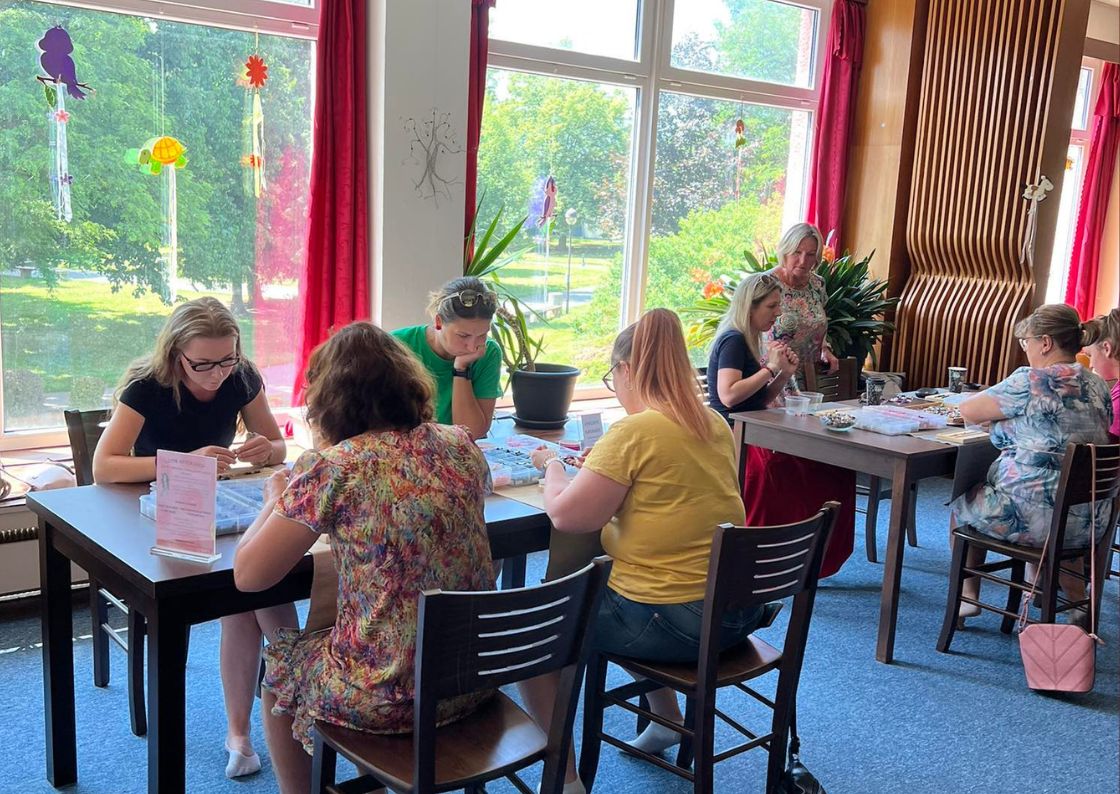 Workshop plný korálků: Vánoční tvoření na obzoru