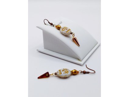 náušnice bílá maska