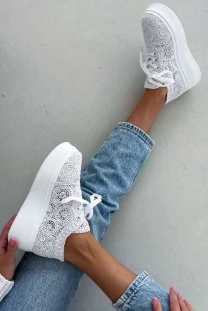 HÁČKOVANÉ TENISKY MILÁNO - white