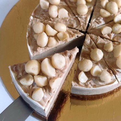 Raw dort CHAI LATTE & MAKADAM