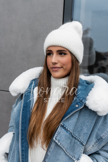 Bílá zimní čepice LAUREL