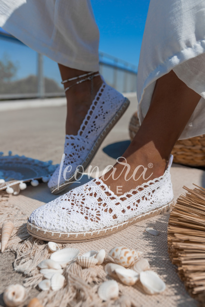 Bílé krajkované espadrilky MAICA