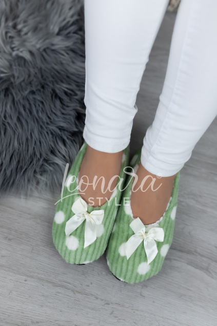 Zelené puntíkované zateplené bačkůrky PARIS