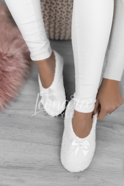 Bílé zateplené bačkůrky AMBER