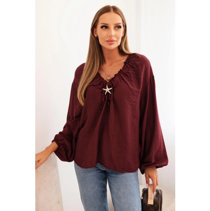 Dámská halenka ART92320 s nařaseným výstřihem a ozdobou (Velikost UNI, Barva Béžová)