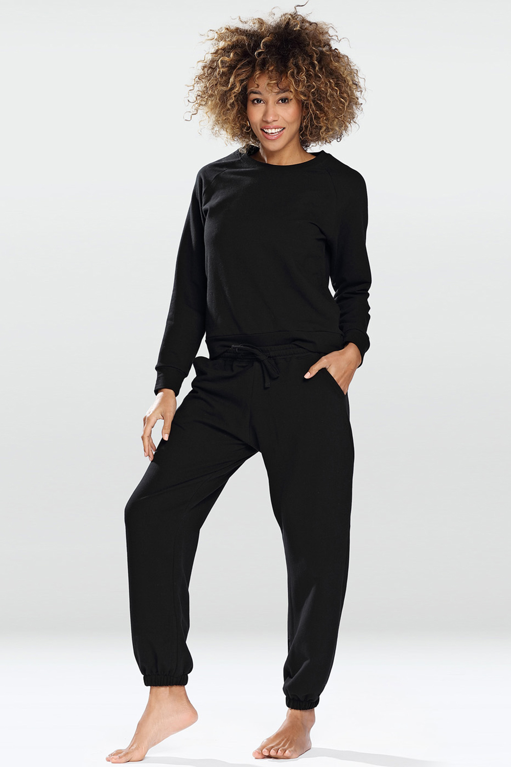 Dámská tepláková souprava Dkaren Wenezja Barva: Černá, Velikost: M