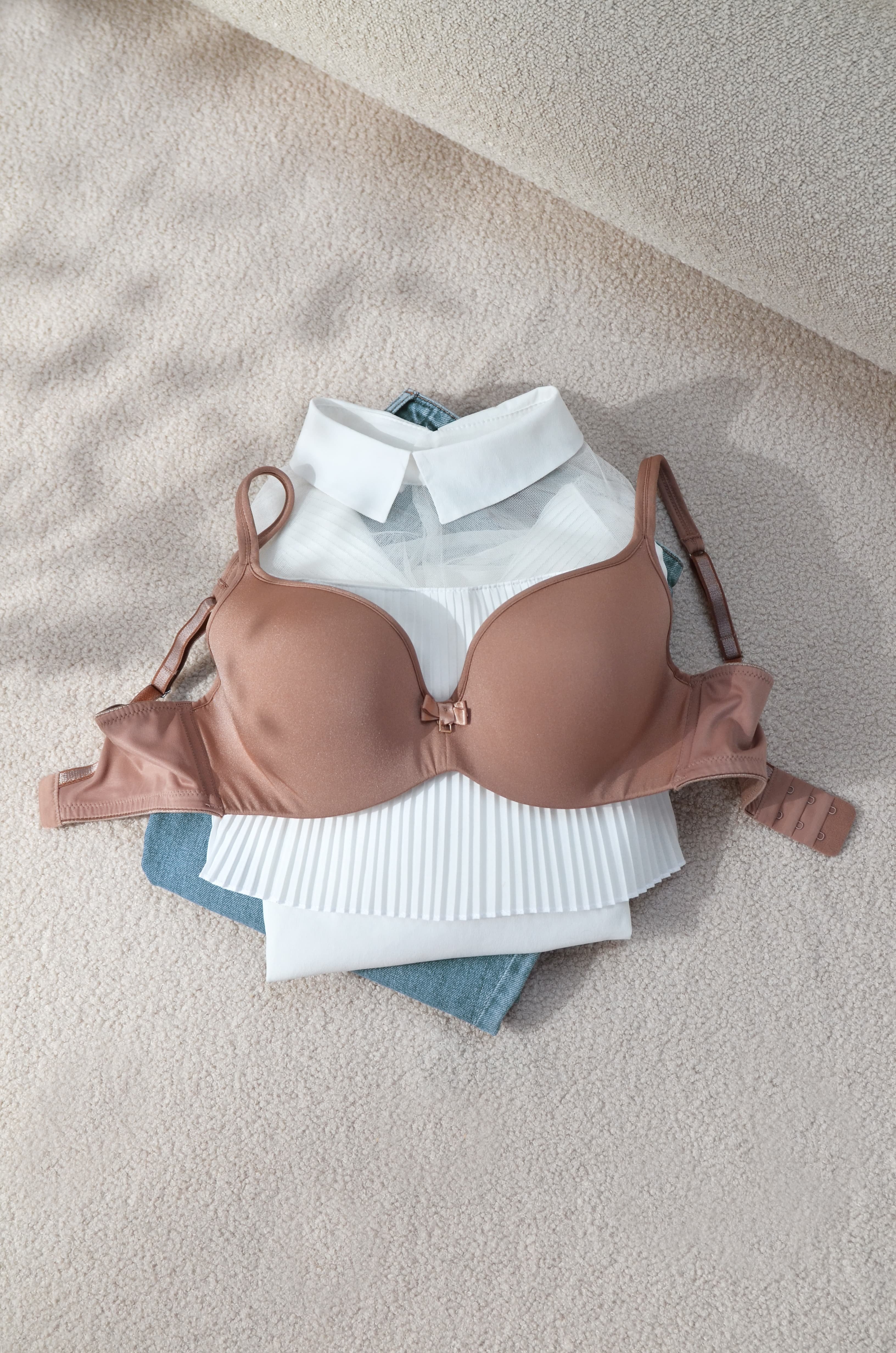 Bezešvá podprsenka BeautyBra Cinnamon Nude se skrytými kosticemi Timo 042840 Barva: Hnědá, Velikost: 80E