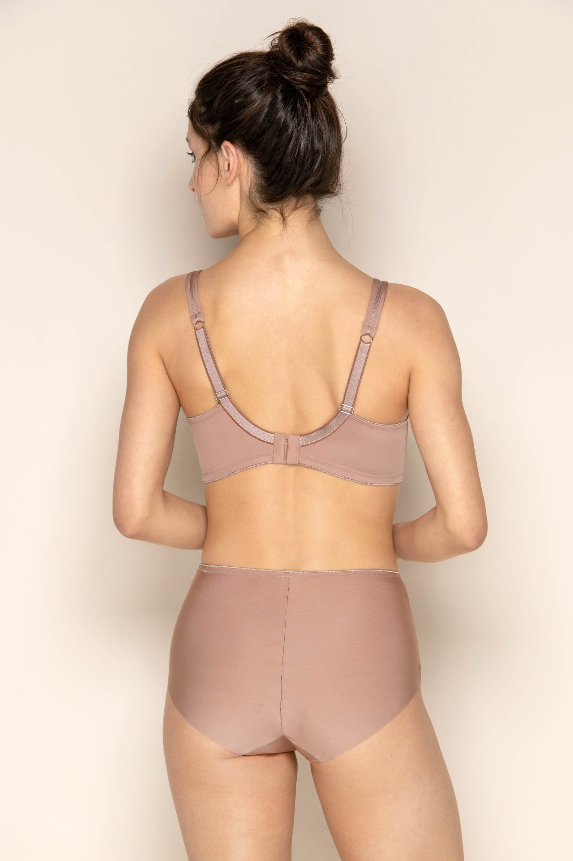 Bezešvé kalhotky s vyšším pasem Cinnamon Nude Timo 121840 Barva: Hnědá, Velikost: XL