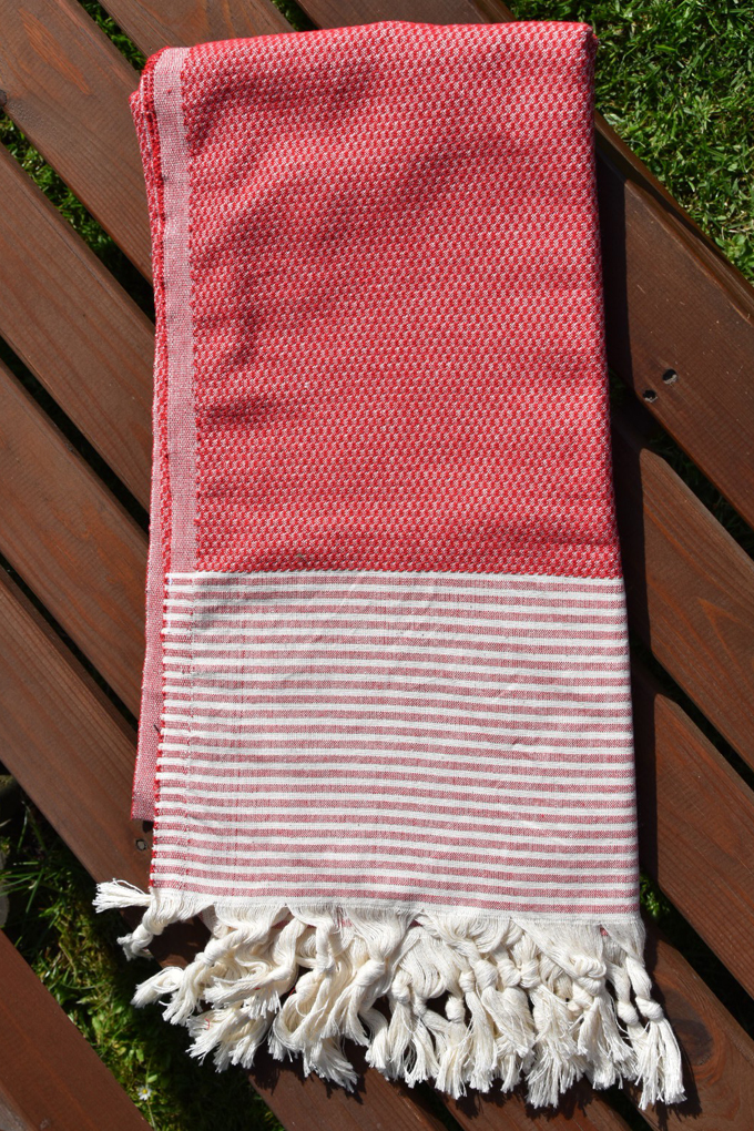 TipTrade s.r.o. Peshtemal osuška Helen Červená