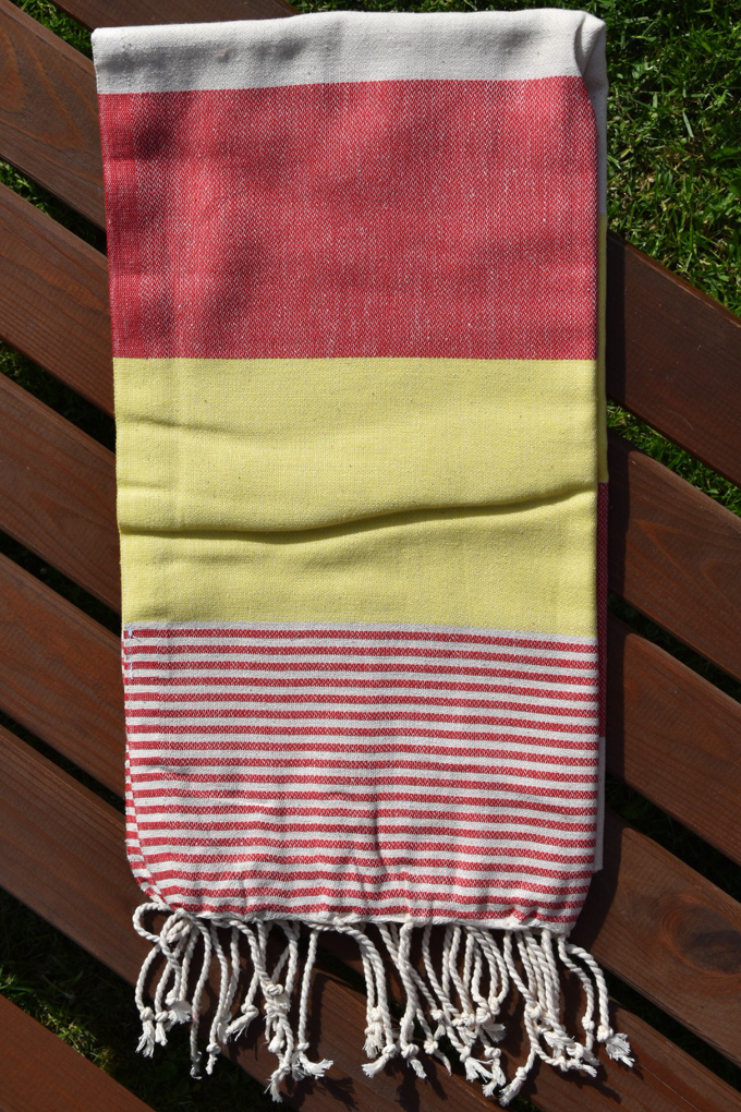 TipTrade s.r.o. Peshtemal osuška Rainbow Červená