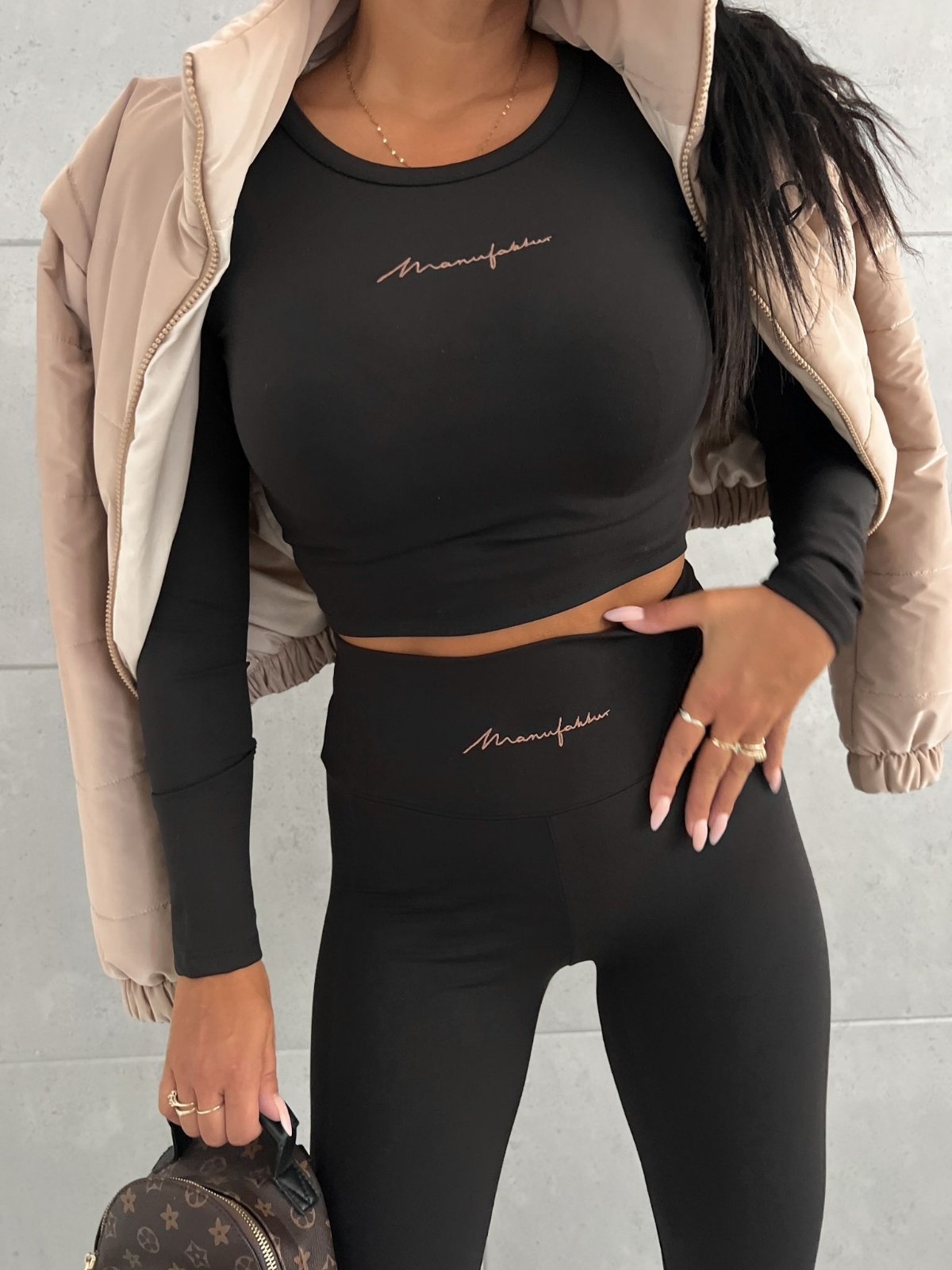 Green Plant Souprava top + legíny Manufaktu Barva: Černá, Velikost: UNI