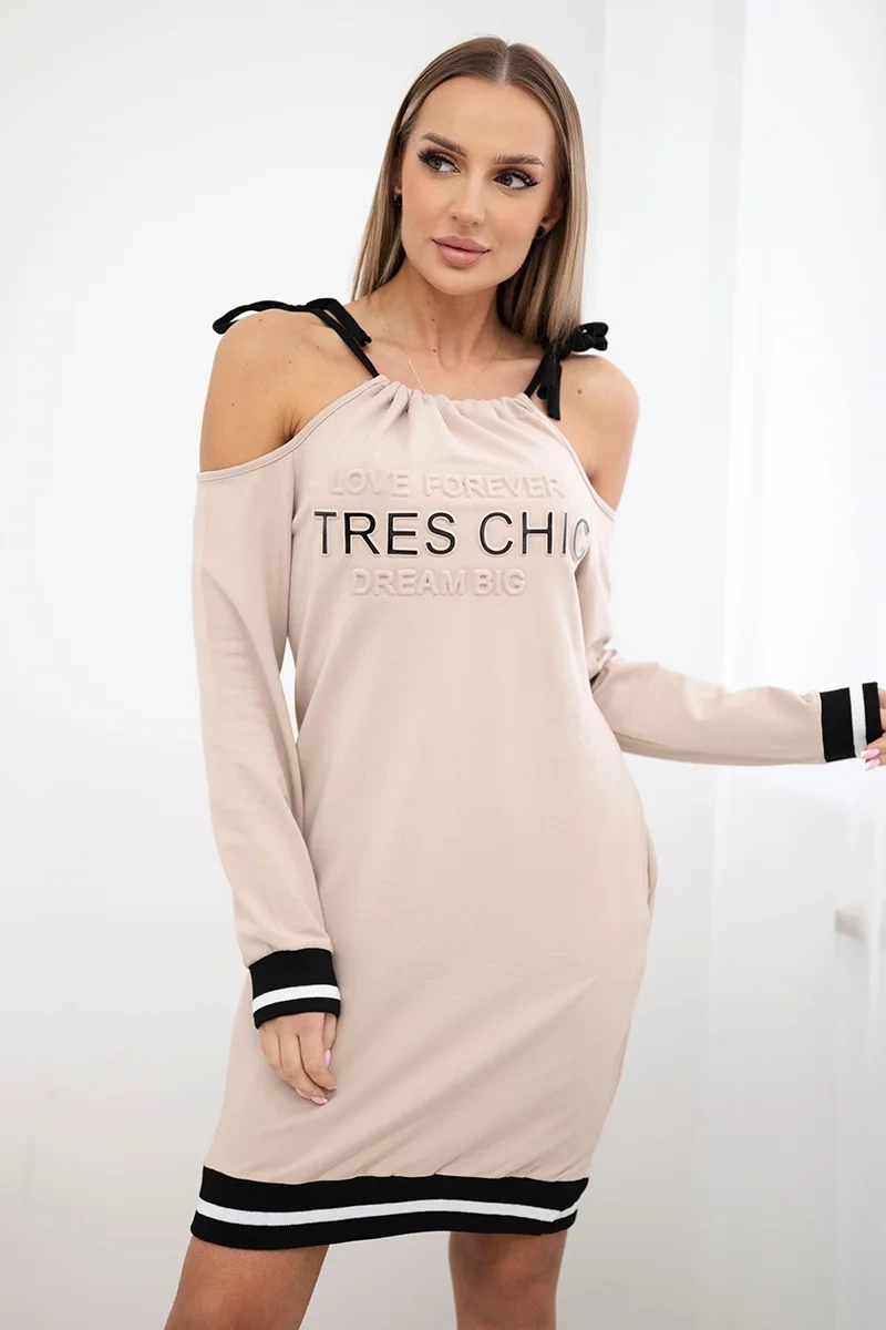 Kesi Šaty Tres Chic Barva: Béžová, Velikost: UNI