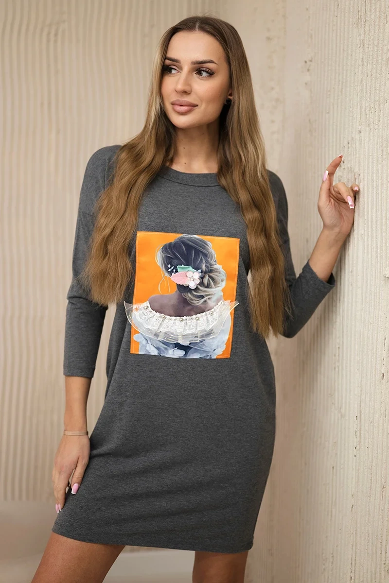 Kesi Šaty Monty s 3D grafikou Barva: Šedá - tmavě, Velikost: UNI