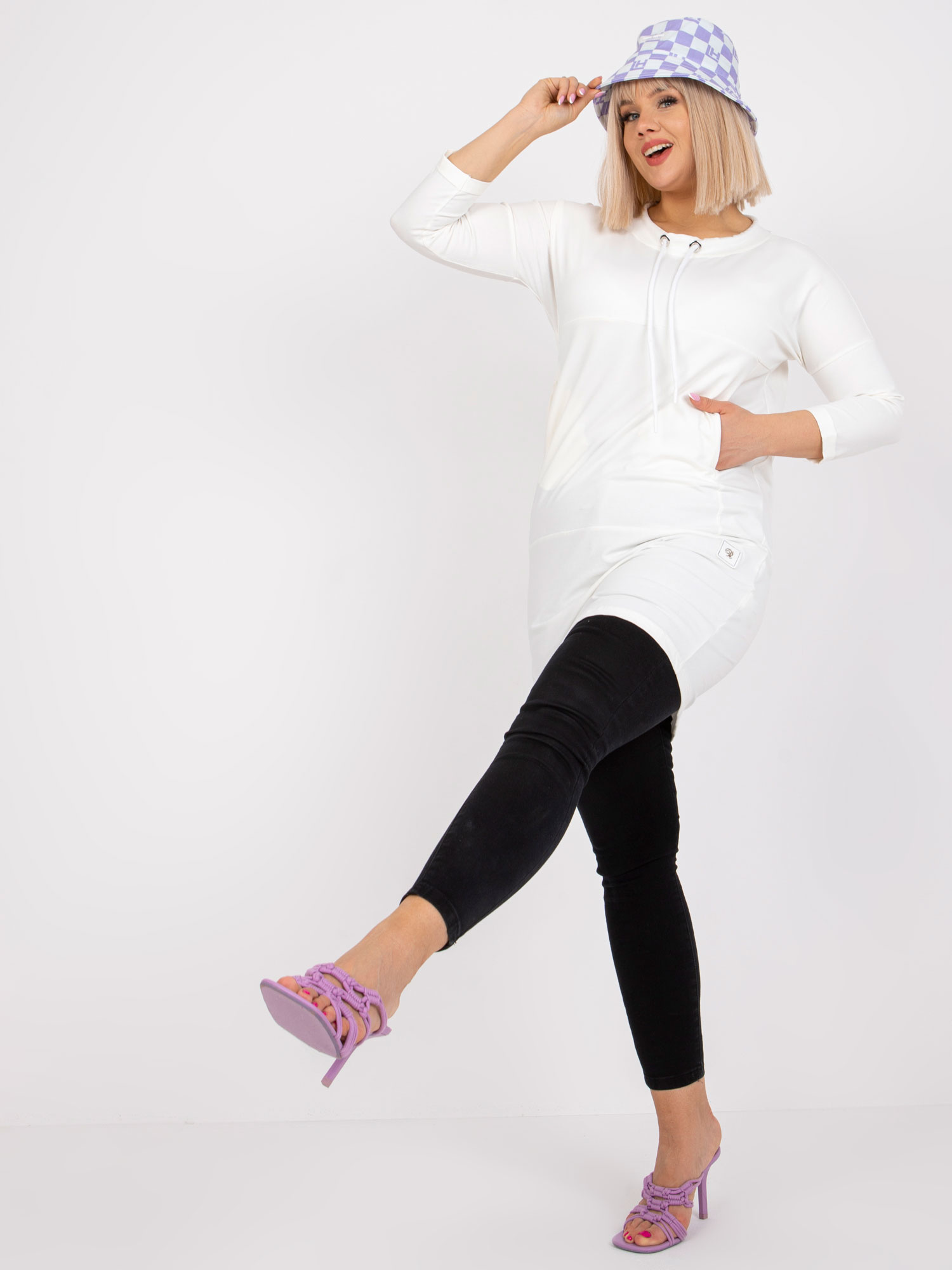 Tunika Plus size RV-TU-7630.90 RELEVANCE Barva: Tělová, Velikost: UNI