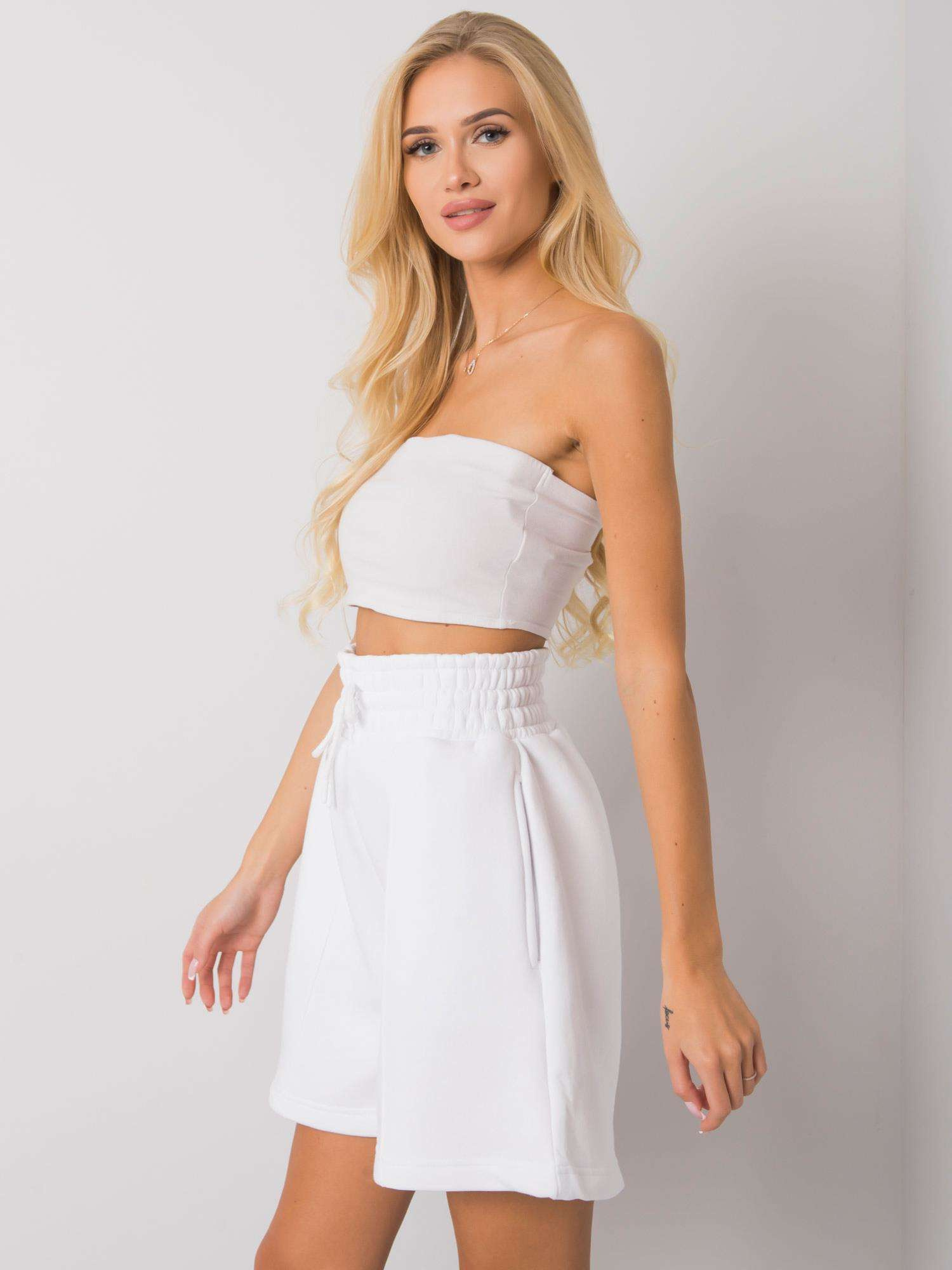 BASIC FEEL GOOD Šortky -RV-SN-6992-1.84 Barva: Bílá, Velikost: M