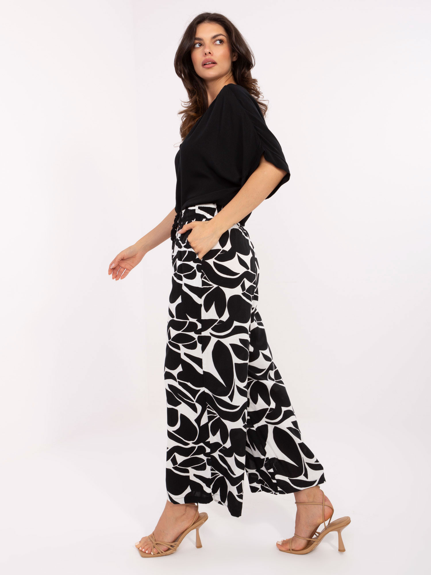 Sublevel Kalhoty-D73771M62237F Barva: Černá, Velikost: XL