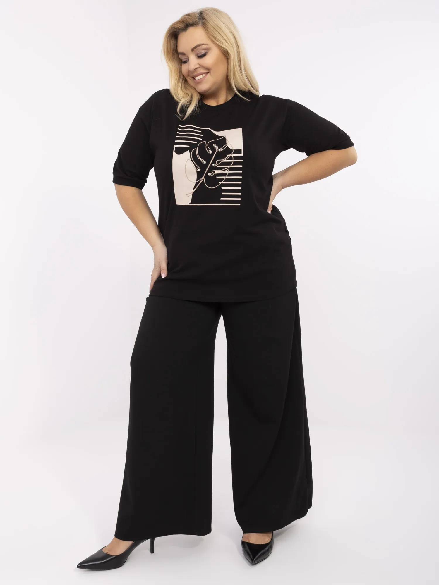 Halenka Plus Size RV-BZ-A506.03 RELEVANCE Barva: Černá, Velikost: UNI