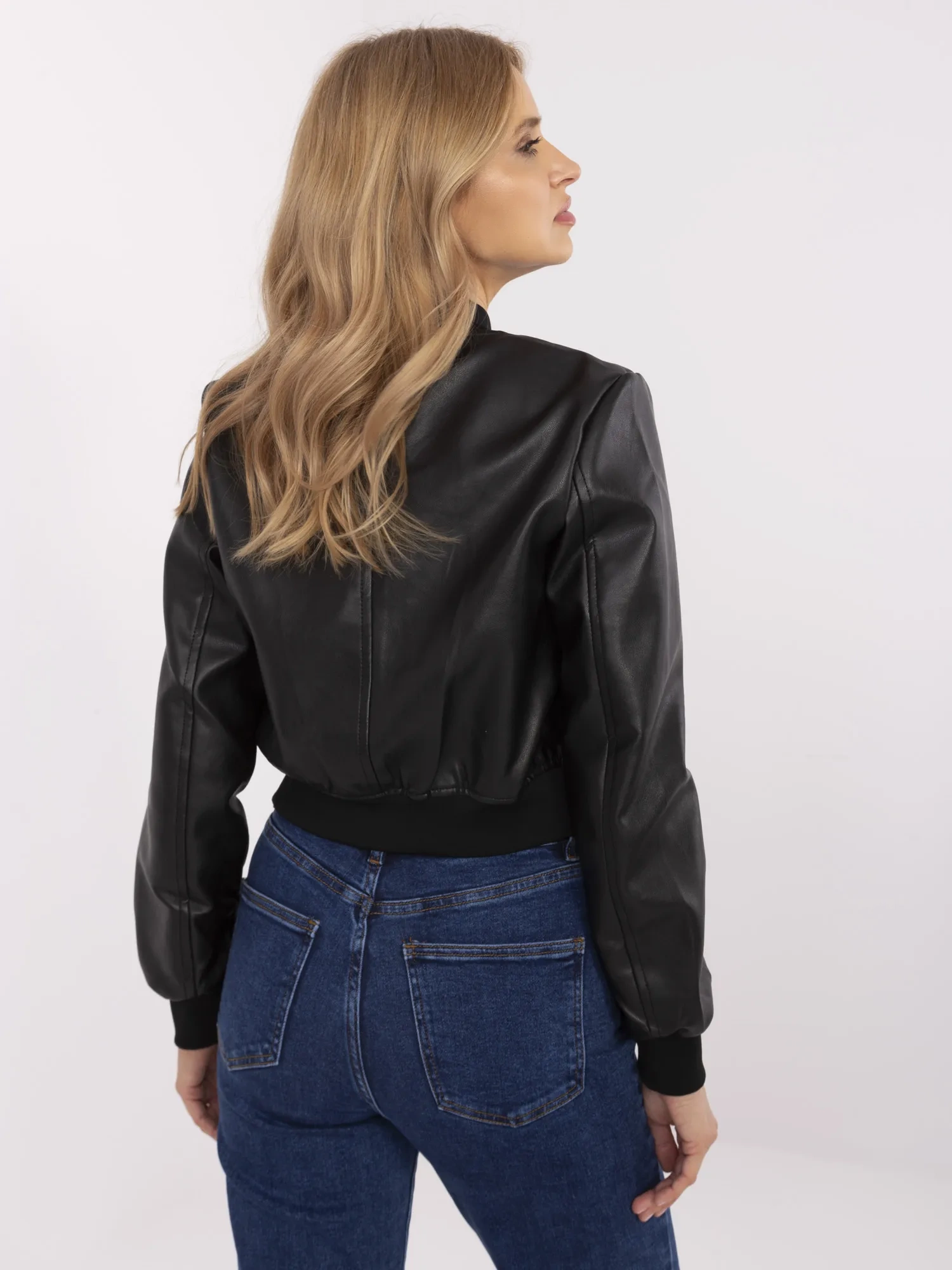 Vincenove Bunda -NM-KR-DA-0939(A).83 Barva: Černá, Velikost: S