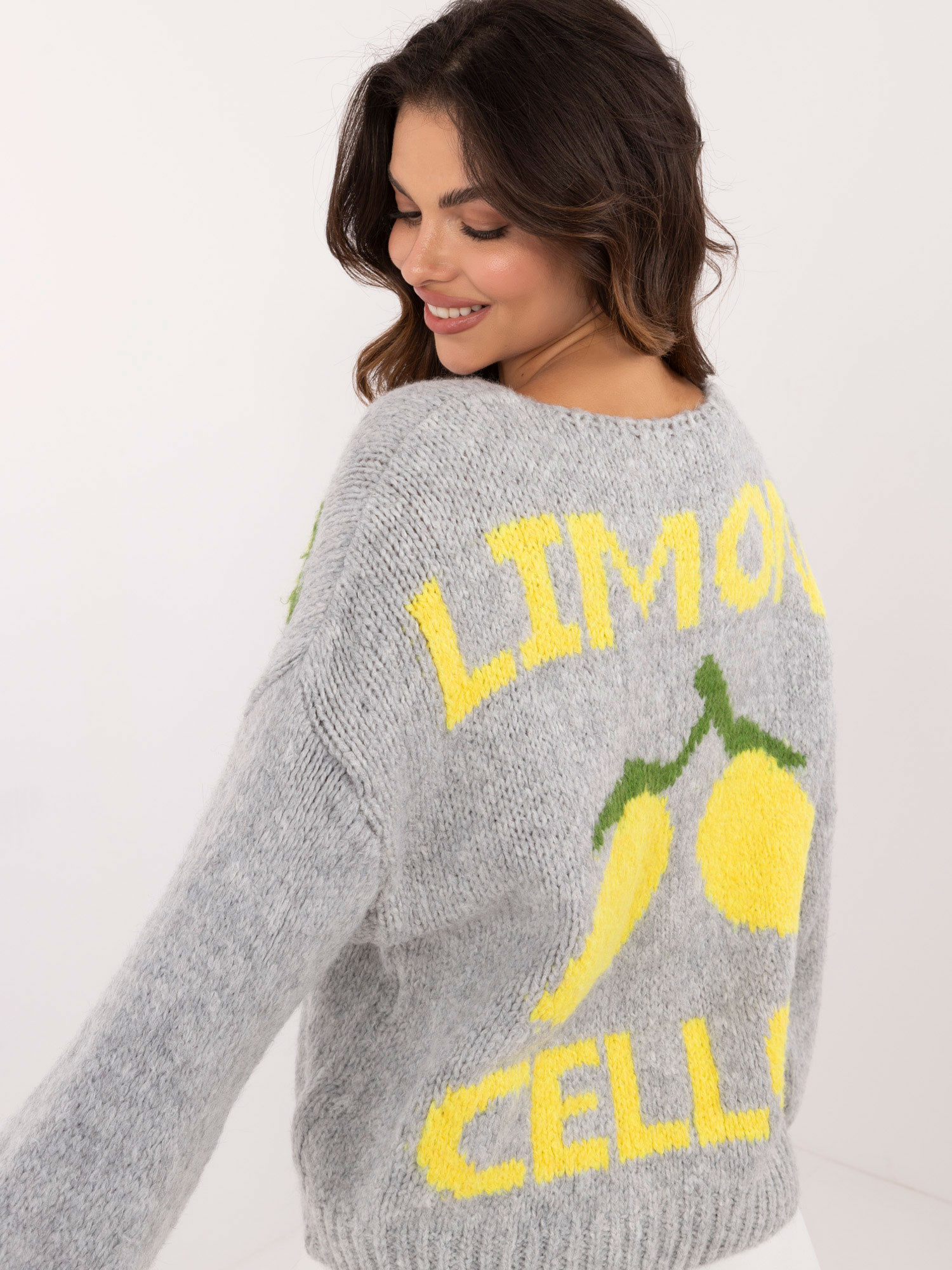ITALY MODA Svetr -MI-SW-2108.92 Barva: Šedá, Velikost: UNI
