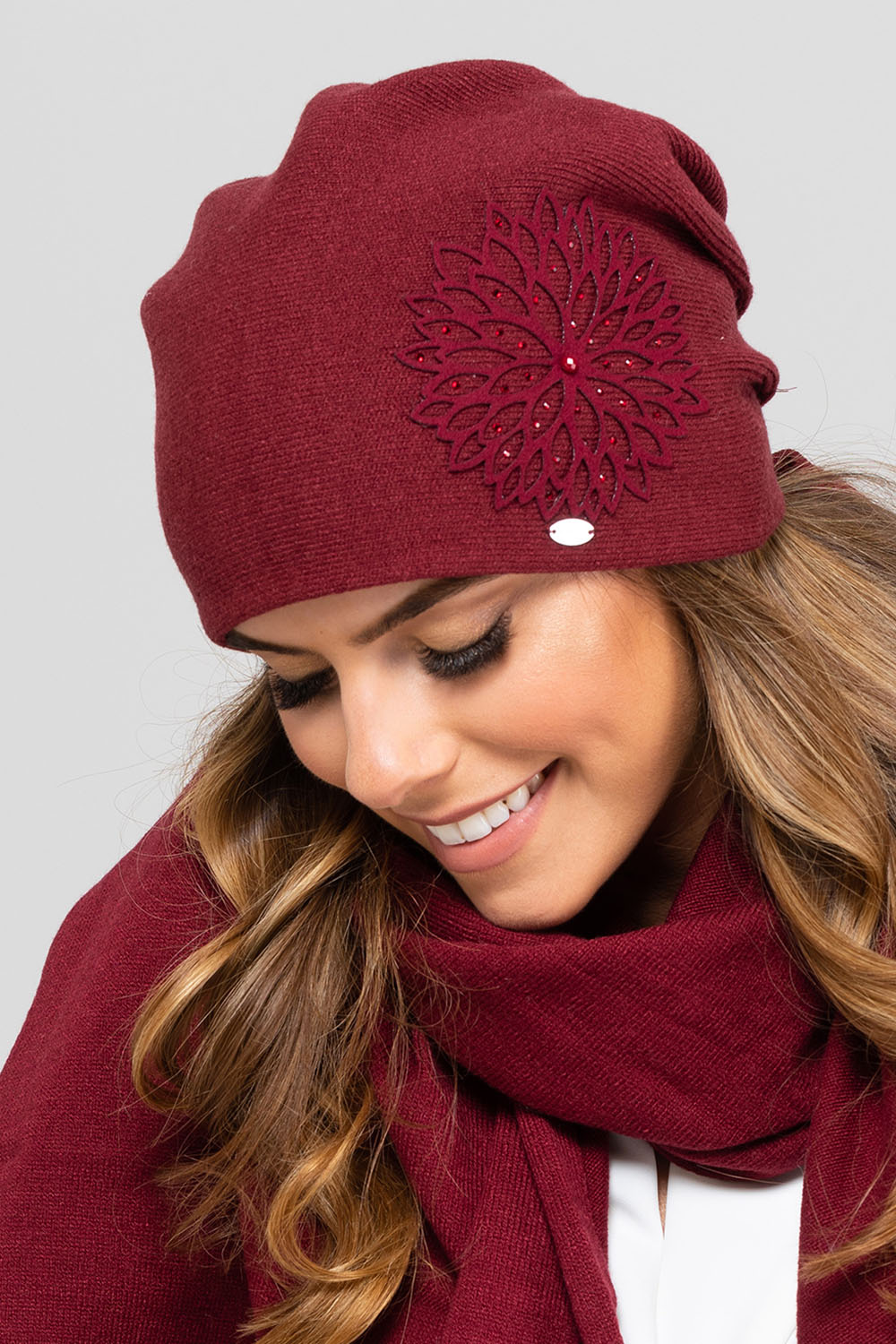 Čepice Kamea Saragossa Barva: Bordó, Velikost: UNI