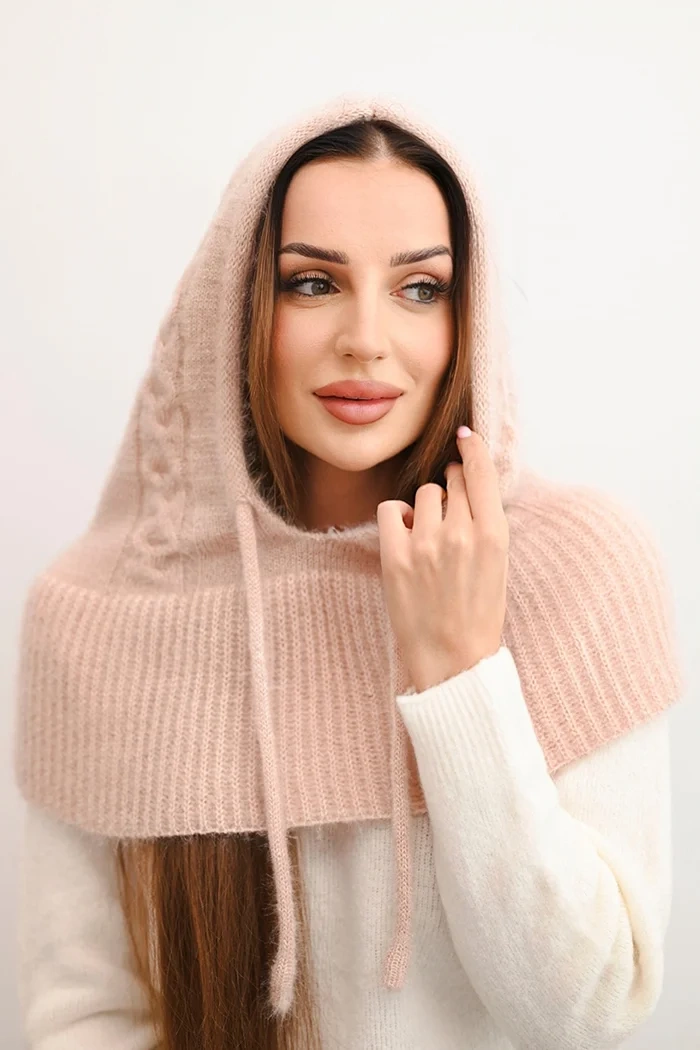 Polski Dámská čepice s kapucí a pleteným vzorem bílá Barva: Růžová - světle, Velikost: UNI