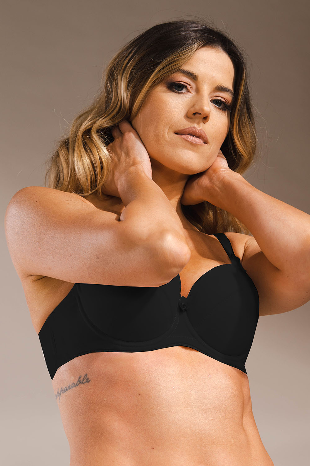 Podprsenka Unikat Celina Barva: Černá, Velikost: 85F