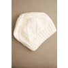 Dámská zimní čepice z vlny a s geometrickým vzorem K479 ecru (Velikost UNI, Barva Tělová)