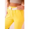 Dámské viskózové kalhoty ART3922 s páskem a ohrnutými nohavicemi (Velikost UNI, Barva Žlutá)