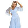 Numoco Dlouhé lesklé šaty plus size s výstřihem a průhledným rukávkem - světle modrá 654-3 (Velikost UNI, Barva Modrá - světle)