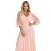 Numoco Dlouhé lesklé šaty plus size s výstřihem a průhledným rukávkem - broskvová 654-4 (Velikost UNI, Barva Růžová)