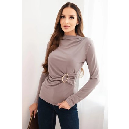 215234 damska bluza z viskozy s narasenim a ozdobnou sponou fango velikost uni barva fialova