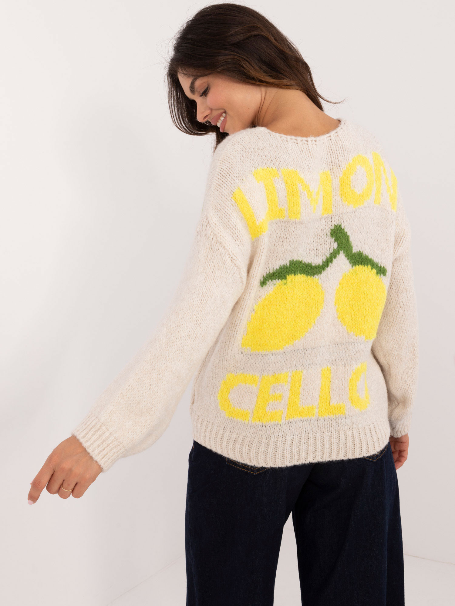 Svetr -MI-SW-2108.92 Farba: Béžová - svetlo, Veľkosť: UNI