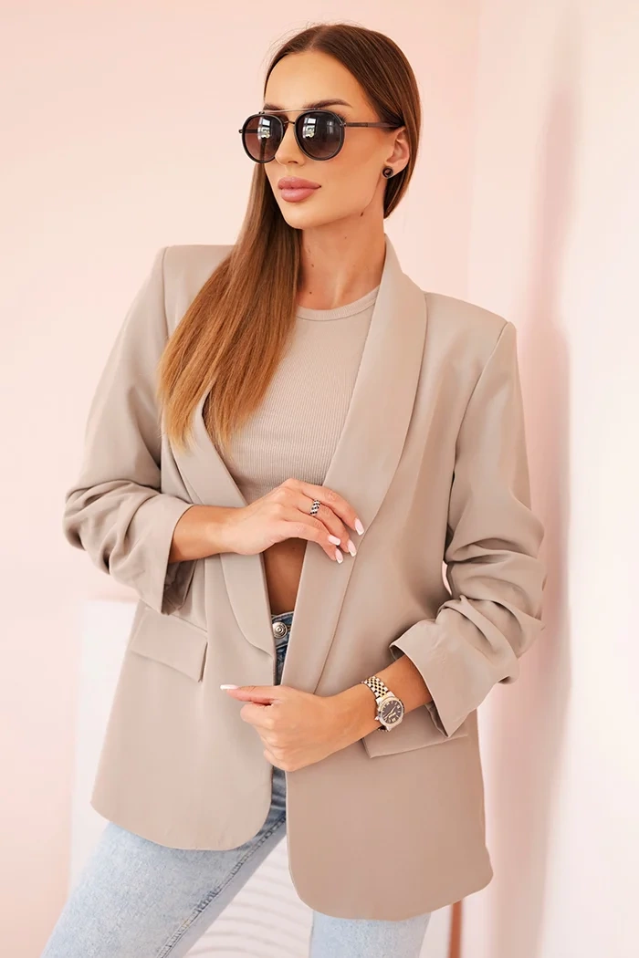 Dámske sako 9709 s klopami Farba: Béžová, Veľkosť: UNI